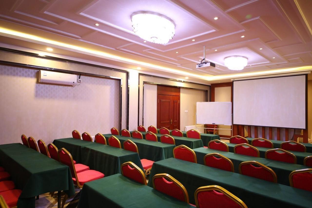 Chonpines Hotel צ'נגצ'ון מראה חיצוני תמונה