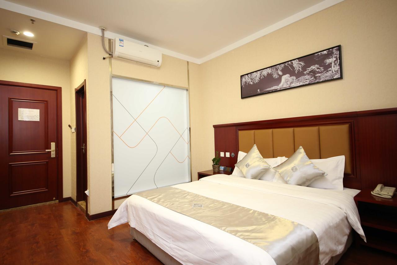 Chonpines Hotel צ'נגצ'ון מראה חיצוני תמונה