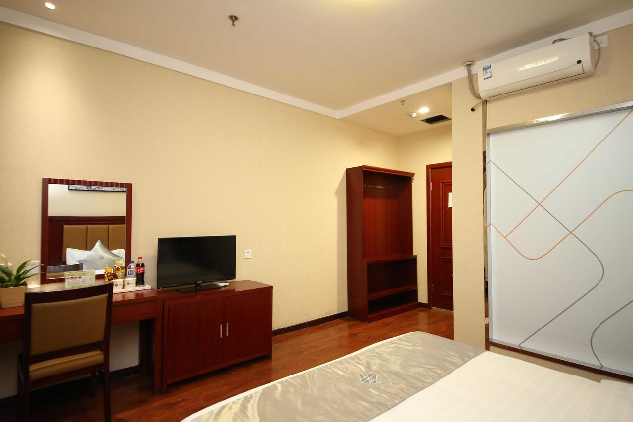 Chonpines Hotel צ'נגצ'ון מראה חיצוני תמונה