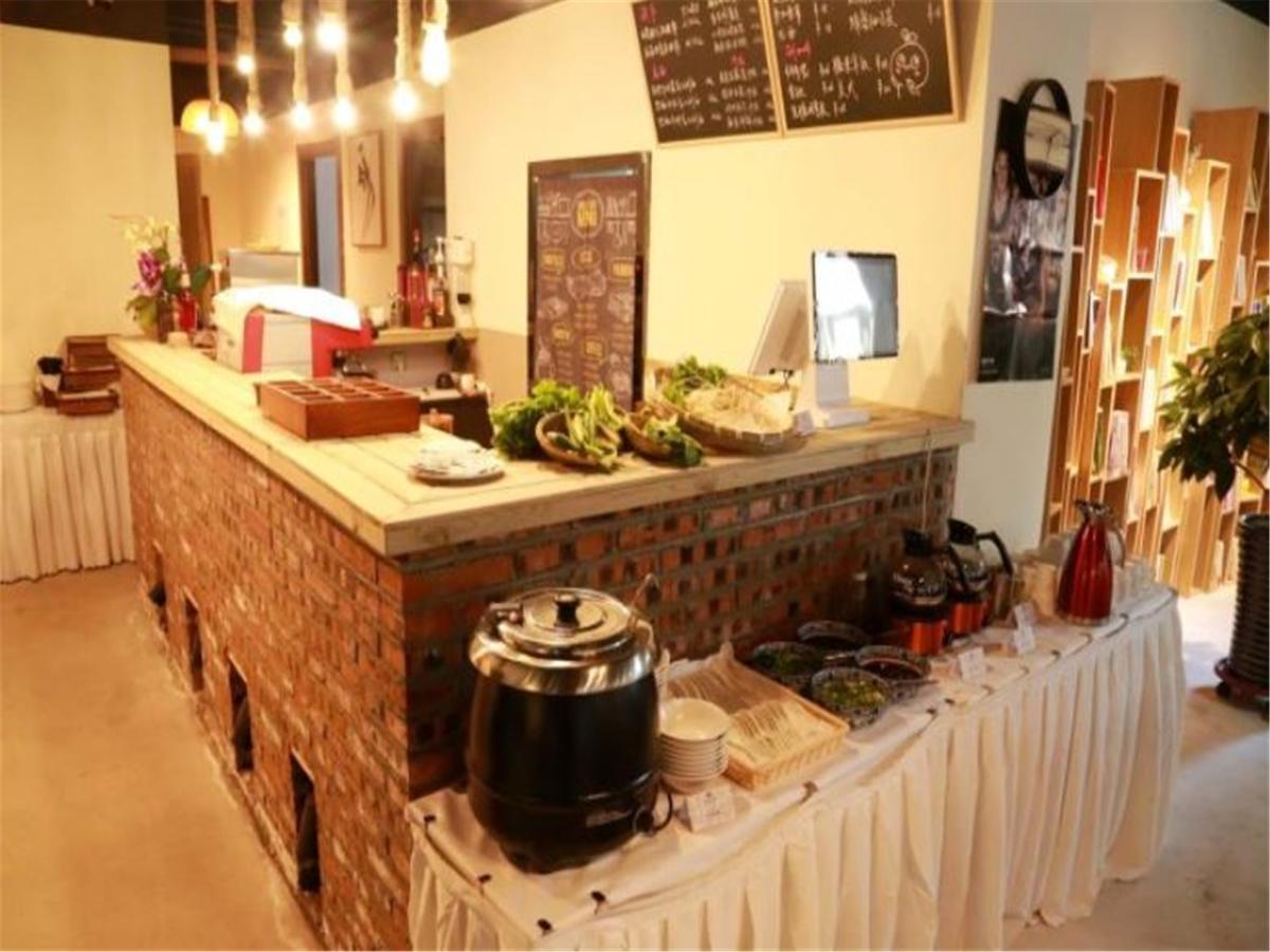 Chonpines Hotel צ'נגצ'ון מראה חיצוני תמונה